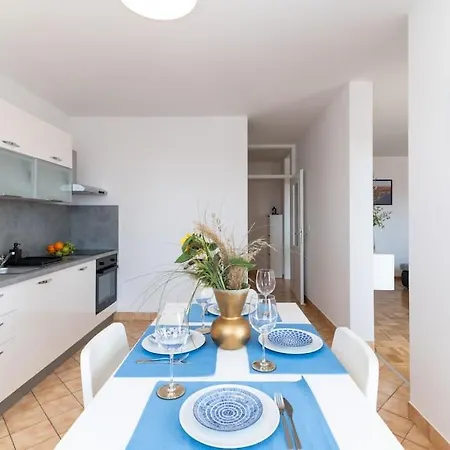 Cozy Iskra By Belmont Realty Zadar