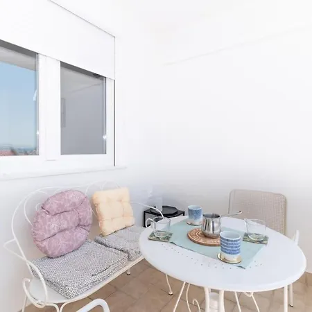 Apartment Cozy Iskra By Belmont Realty *