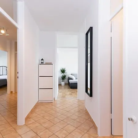 Apartment Cozy Iskra By Belmont Realty *